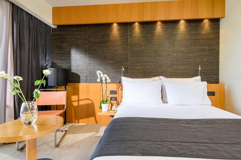 فندق وسبا Alexander Beach أليكسانثيربوليس المظهر الخارجي الصورة A room at the hotel